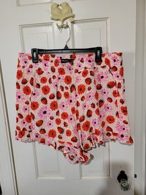 torrid Pink and Red Daisy Print Ruffle Shorts